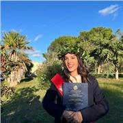 Impartisco lezioni per varie materie per scuole primarie e secondarie